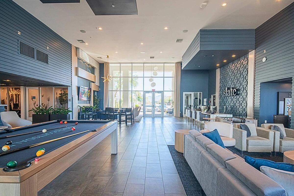 Modern Elegance Furnished 1br Near Mayo Clinic S431 Scottsdale