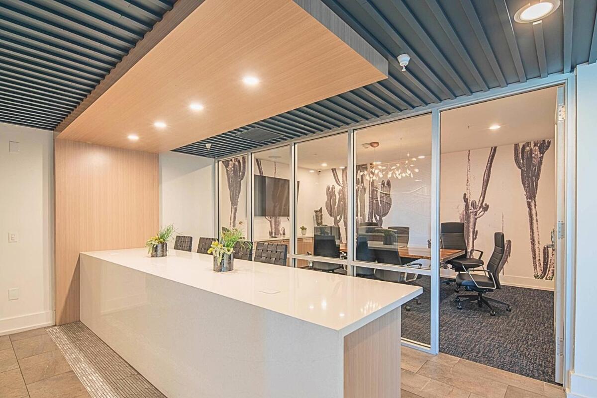 Modern Elegance Furnished 1br Near Mayo Clinic S431