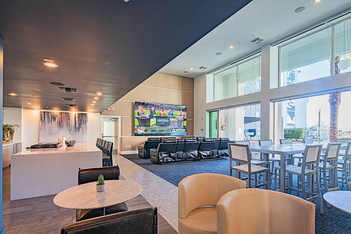 Apartment Modern Elegance Furnished 1br Near Mayo Clinic S431